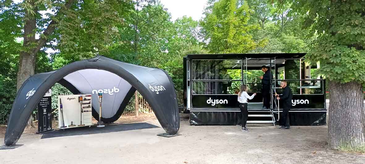 Module 30 m² pour l'exposition des produits Dyson