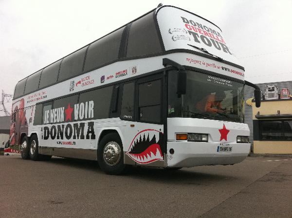 Bus Tour pour la promotion du film DONOMA