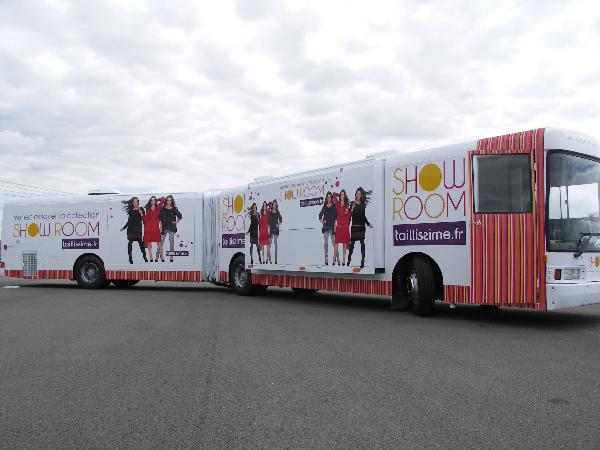 BUS ACCORDÉON pour le SHOW ROOM TAILLISSIME LA REDOUTE