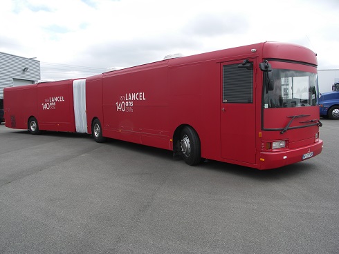 BUS ARTICULÉ pour le Roadshow LANCEL