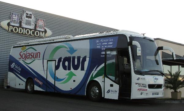 Bus aménagé pour les équipes Pros