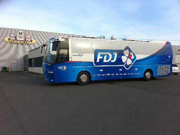 Bus Aménagé pour les équipes du Tour