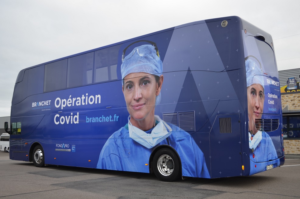 Un Bus double étage préparé pour le COVID avec le Cabinet Branchet Assurance