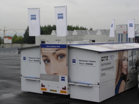 Carl Zeiss Vision Tour Podiocom aménage une semi de 90 m²