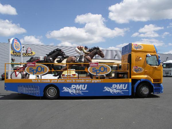 Char événementiel pour la caravane du tour, défilés mobiles ou parades