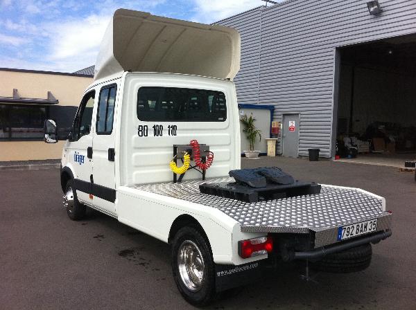 Tracteur 3T5 pour mini semi remorque