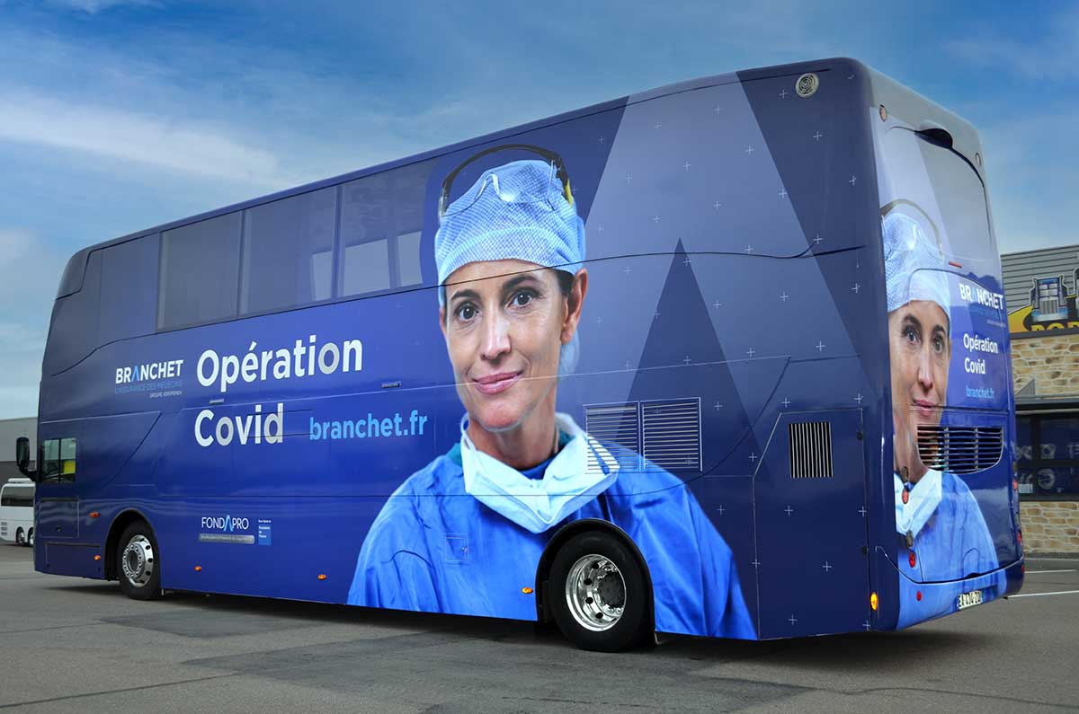 Bus double étage intervention covid formation médicale