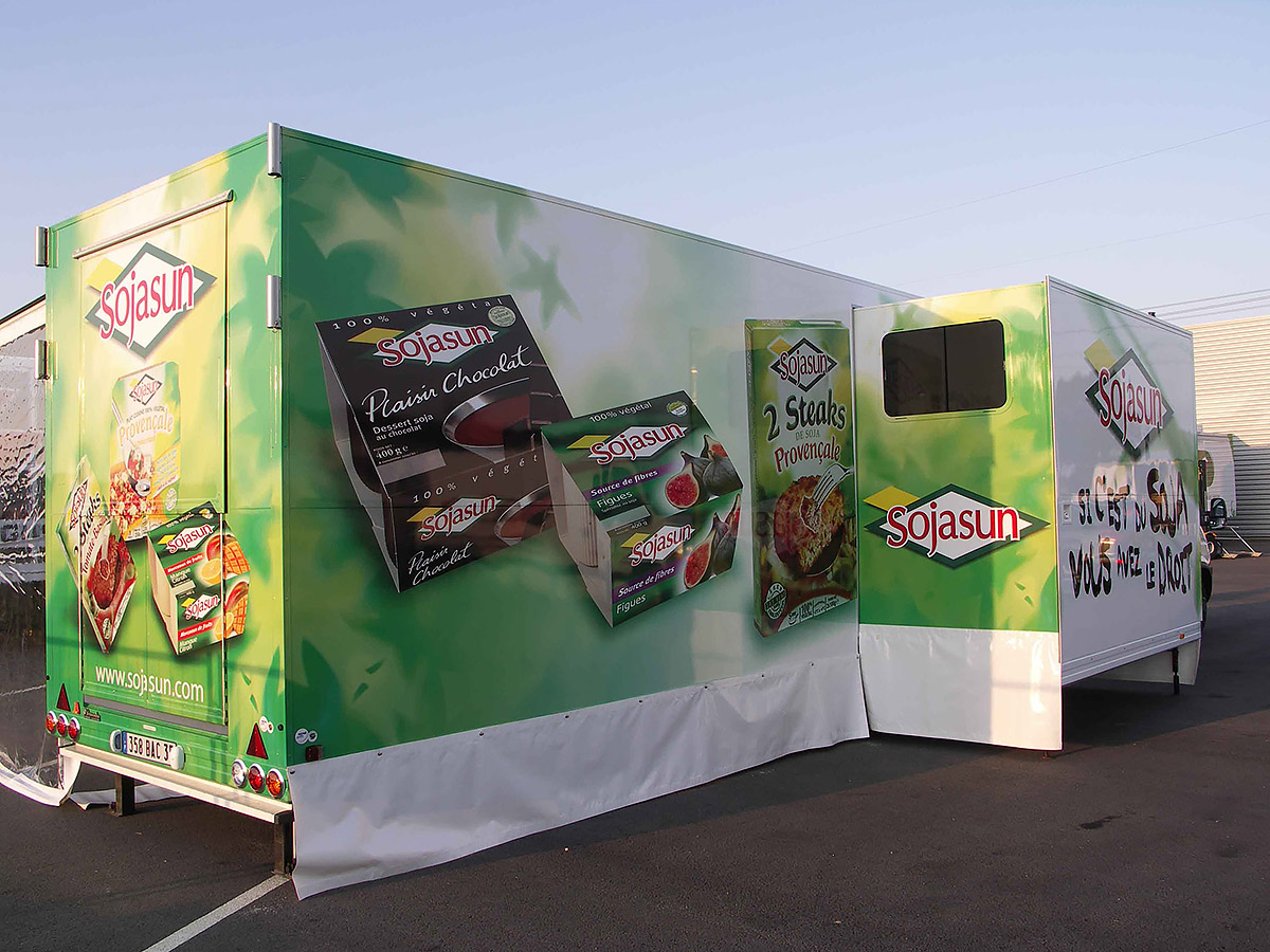 Mini truck distribution